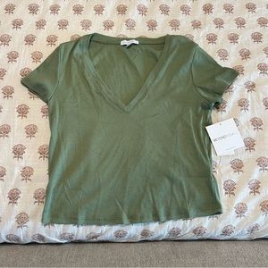 Women’s beyond yoga V-Neck